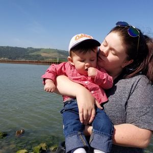 Meet your Posher, Mae